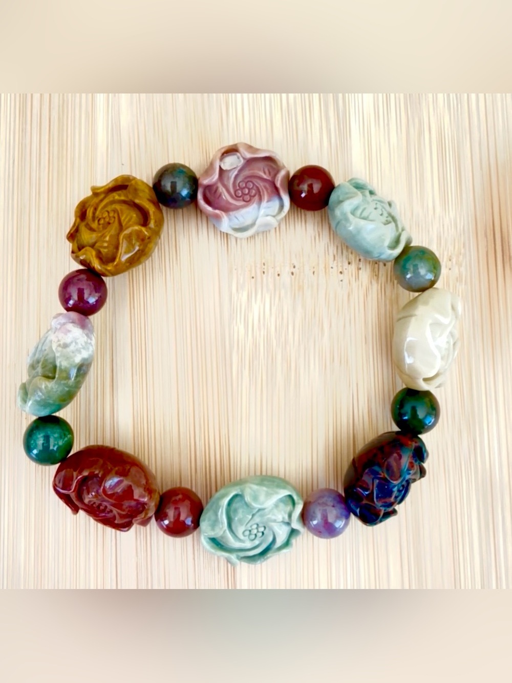 Multicolor Alashan Agate Carved Flower Bead Stretch Bracelet
